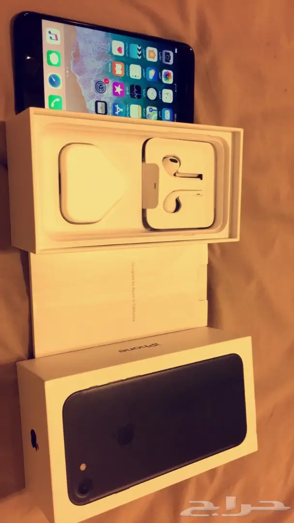 ايفون 7(العادي) 128 قيقا شبه جديد