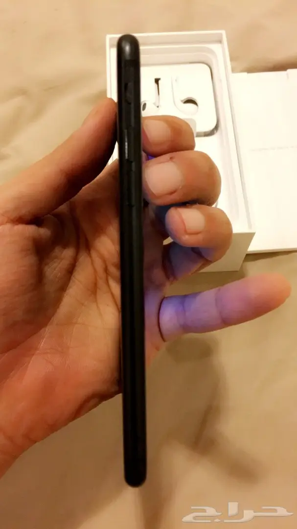 ايفون 7(العادي) 128 قيقا شبه جديد (image 1)