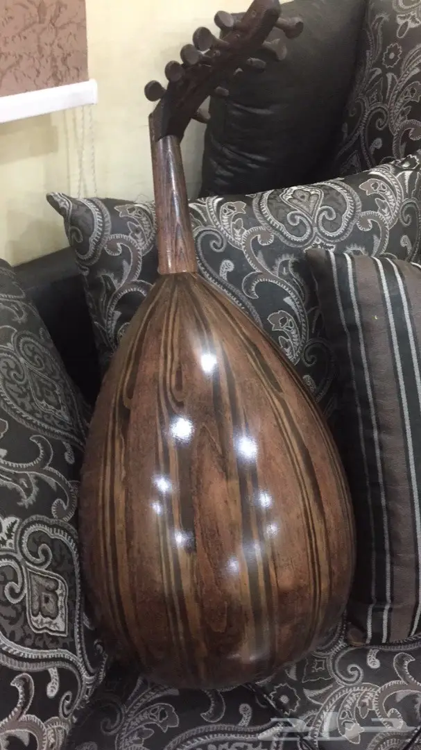 آلة عود للبيع  (image 1)