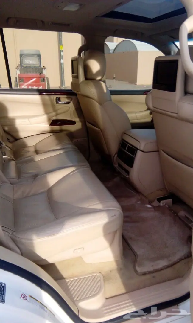 جيب لكزس أبيض نظيف بإسم راعيه وكاله  (image 9)