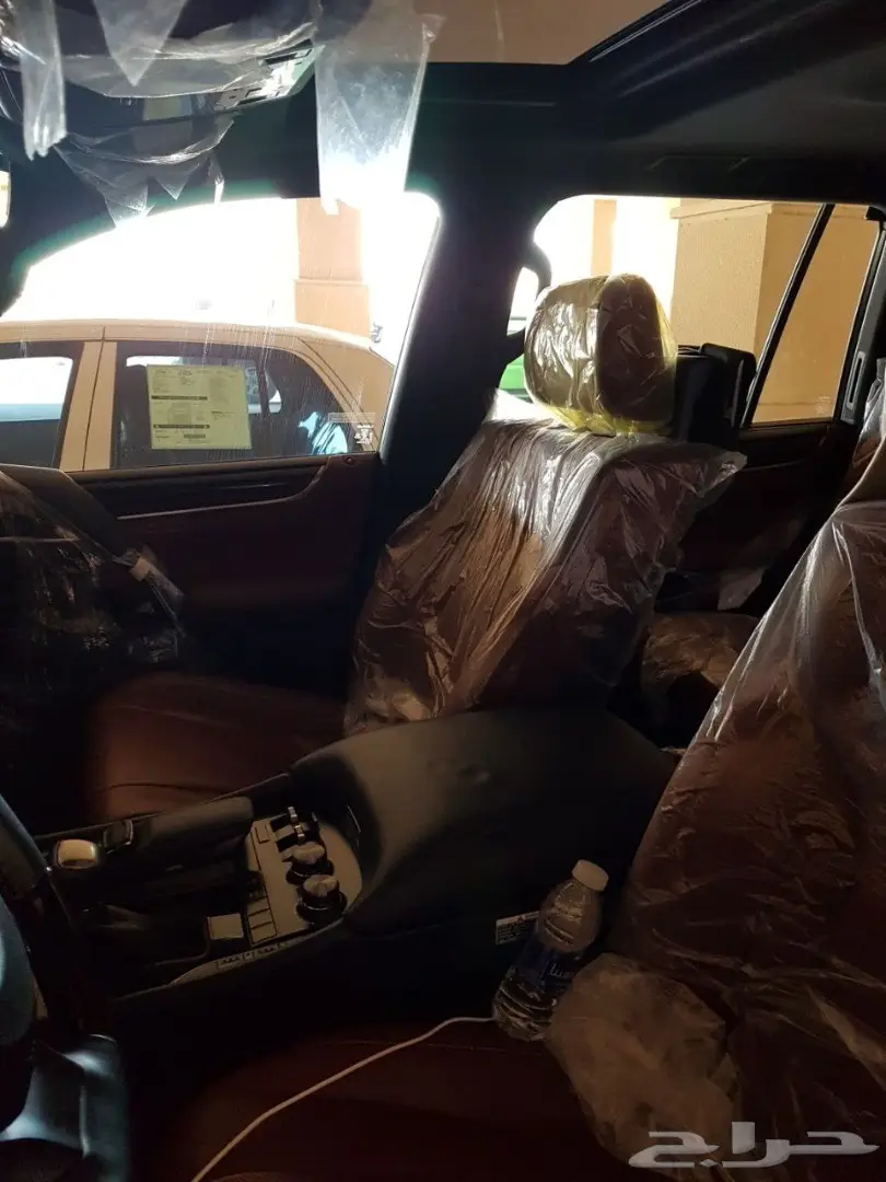 لكزس 2017 ال اكس نظيف جدا للبيع 9 الاف الكيلو (image 12)