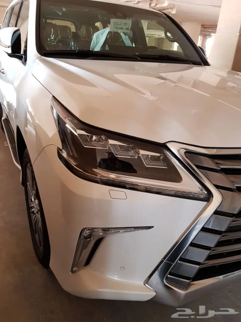 لكزس 2017 ال اكس نظيف جدا للبيع 9 الاف الكيلو (image 13)