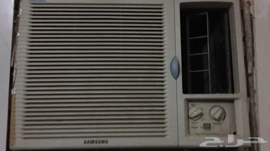 طاوله تلفاز مع حامل ومكيف للبيع العاجل (image 1)