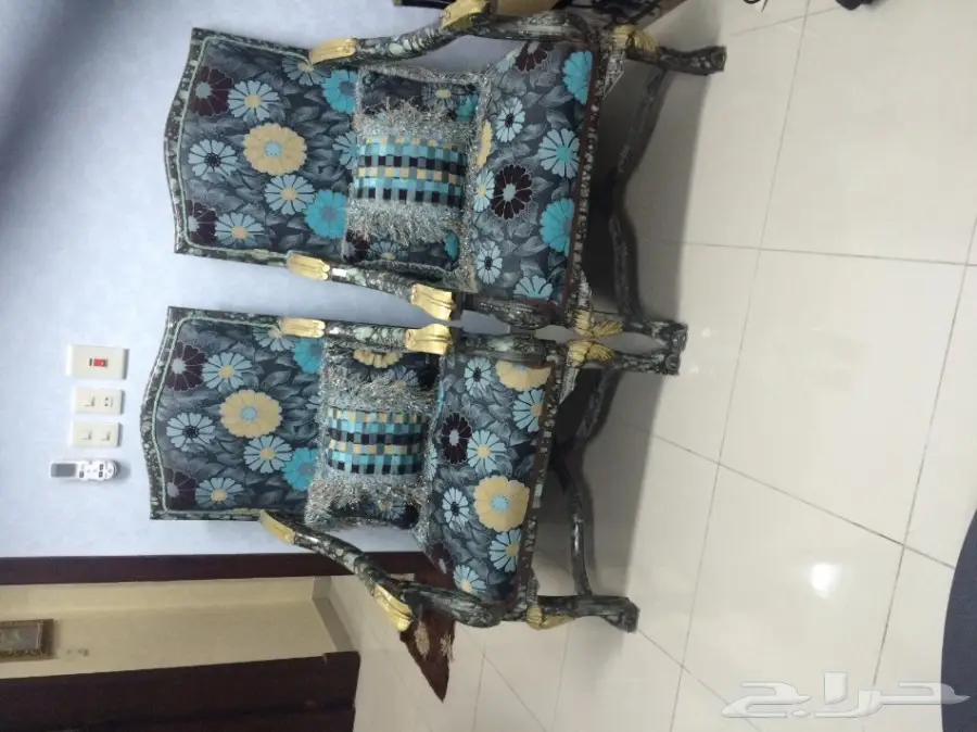 طقم  كنب  للبيع 