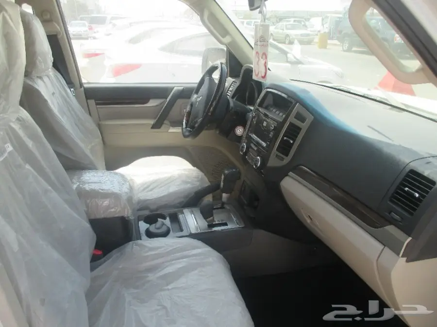   ميتسوبيشي باجيرو 2017 فل الملا 3.8نقد وتقسي (image 2)