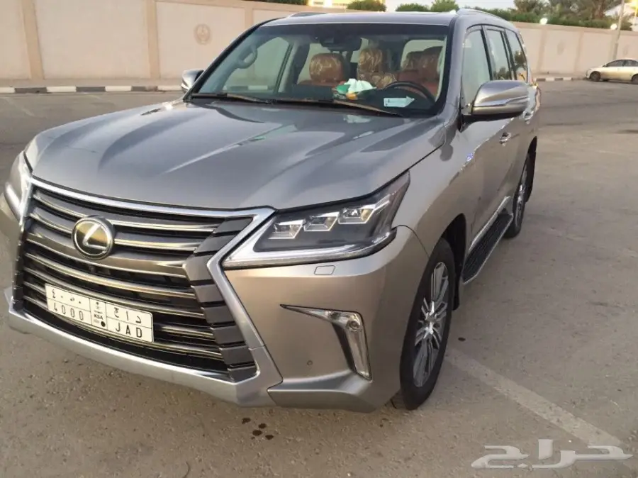 جيب لكزس 570LX موديل 2017