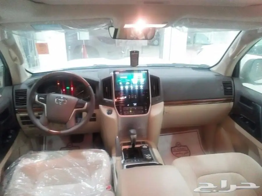 لاندكروزرGXR3 v8-سعودي-2018بالنقدأوالتقسيط (image 14)