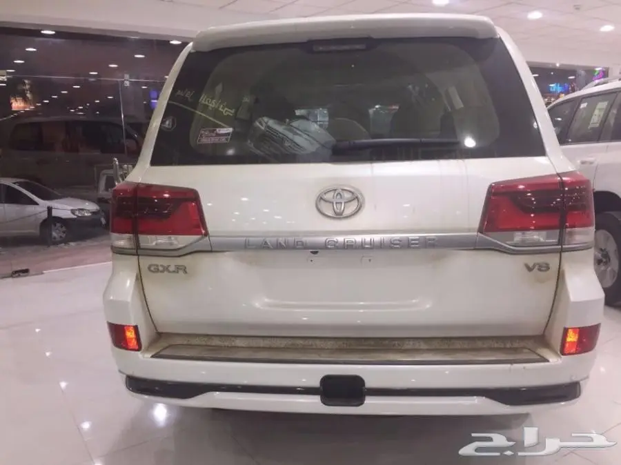لاندكروزرGXR3 v8-سعودي-2018بالنقدأوالتقسيط (image 21)