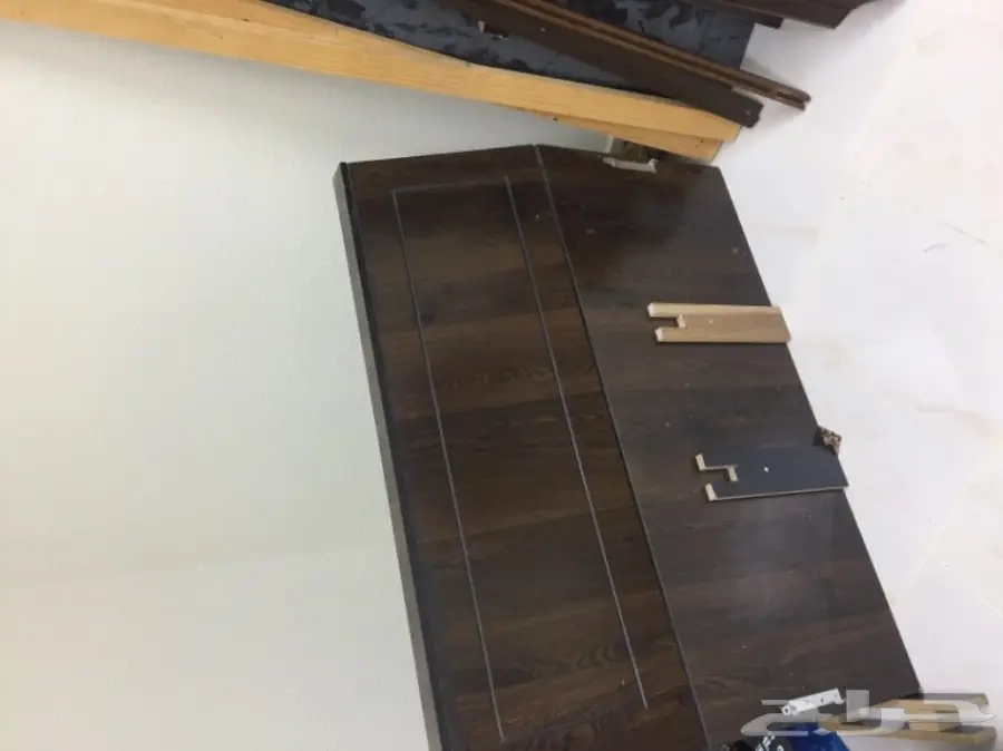 اعتراض بيت باب سحاب وسرير (image 1)