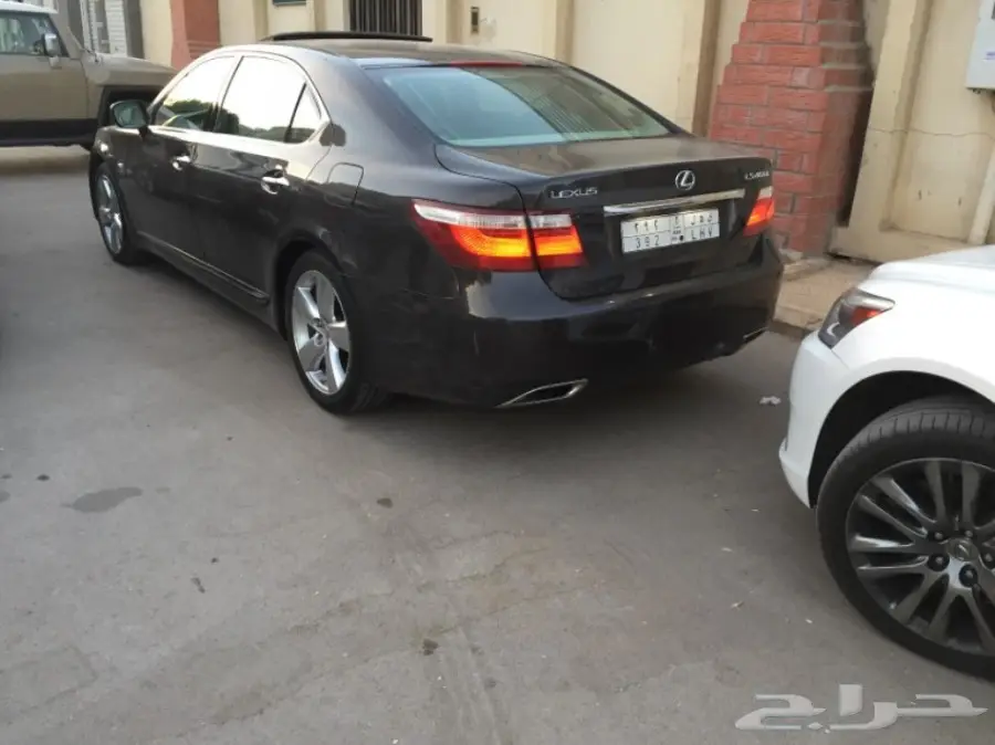 لكزس 460 لارج 