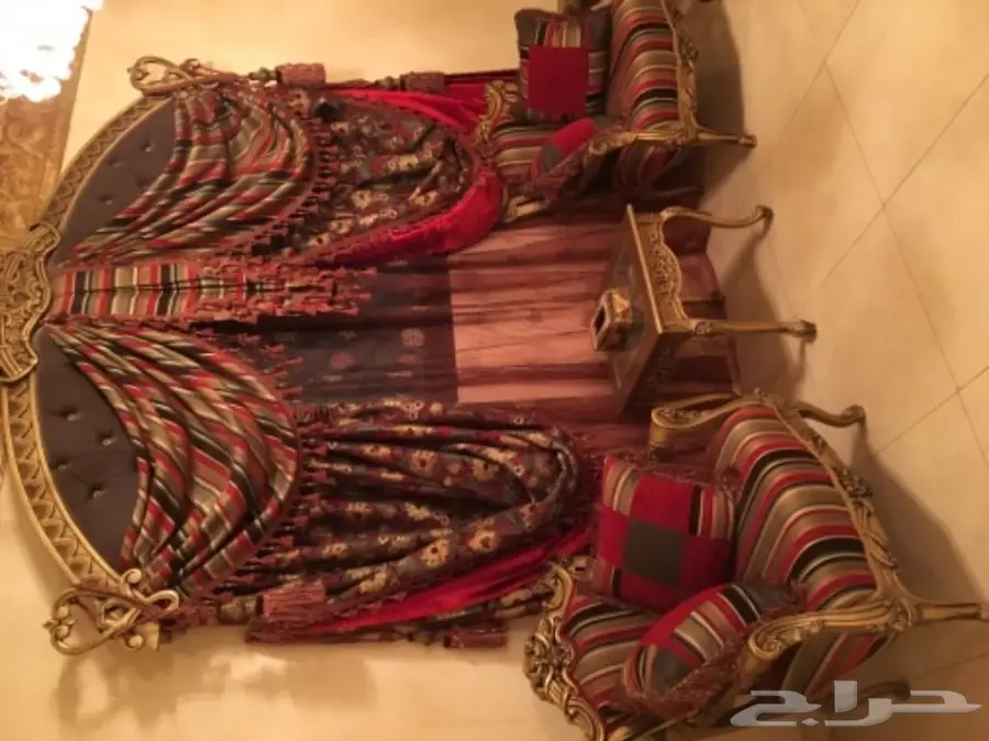 طقم كنب للبيع 