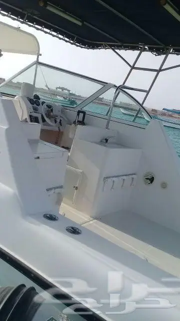 قارب قلف كرافت سوبر ديلوكس31 قدم للبيع _ ينبع