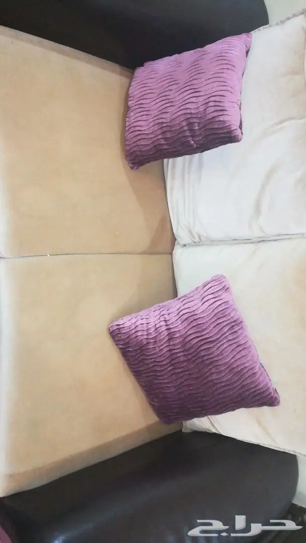 عرض مميز: طقم كنبة فاخر مع إضافات رائعة - بيع سريع! (image 2)