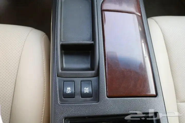 لكزس RX 350 نظيف جدا - موديل 2013 (image 18)