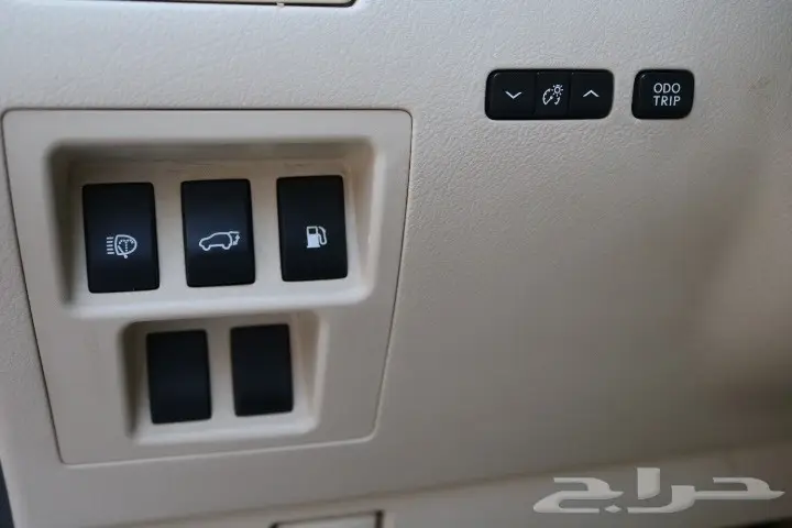 لكزس RX 350 نظيف جدا - موديل 2013 (image 20)