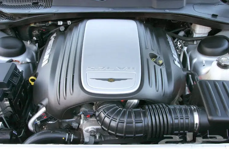 مكينة هيمي v8 5.7 كرايسلر 2006 للبيع