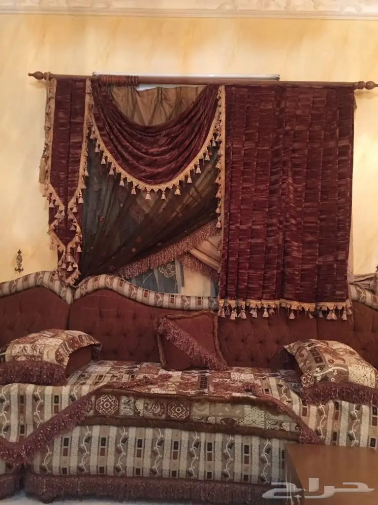 كنب مجلس فاخر نظيف جدا ومغسلة فايبر للبيع (image 45)