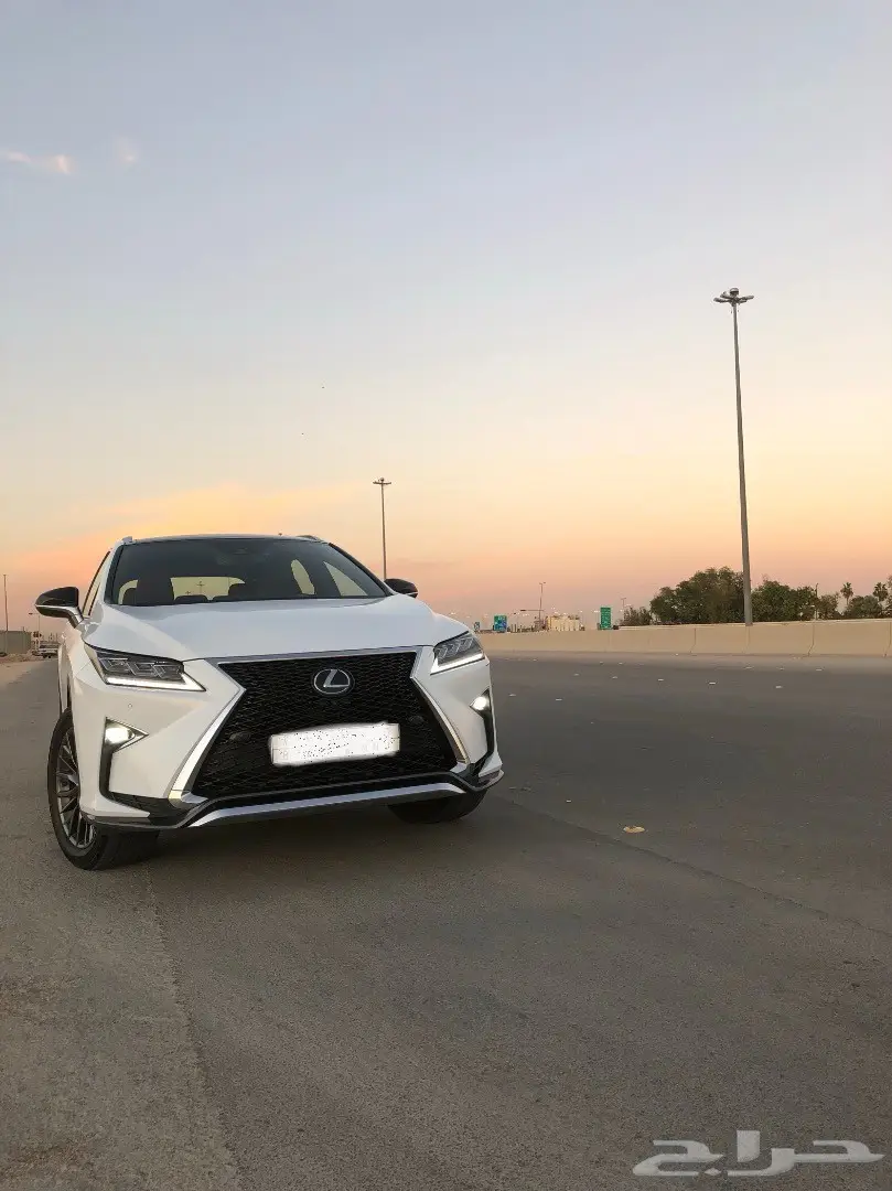 لكزس rx 2016 f sport فل كامل  (image 1)