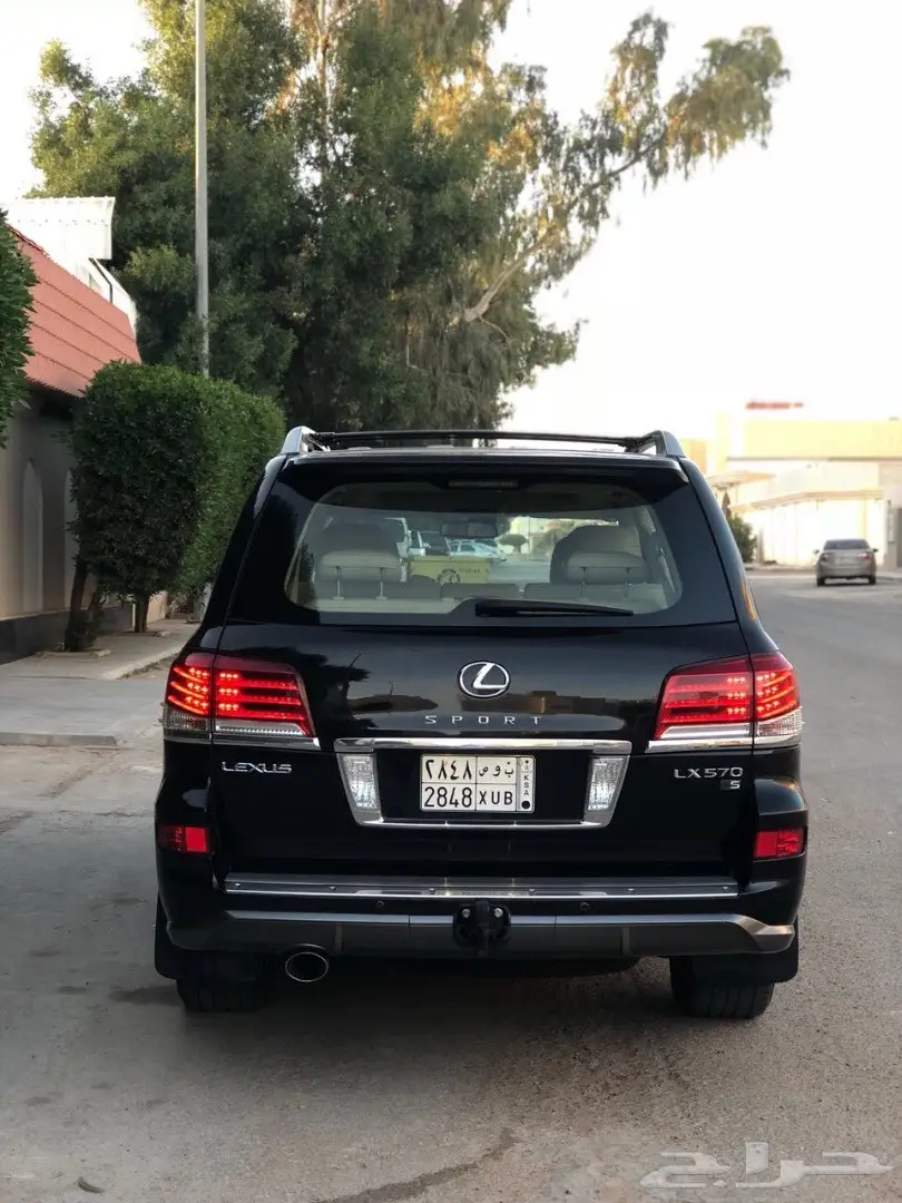 جيب الكزس 570 بريمي فل كامل 2015   ع شرط (image 1)