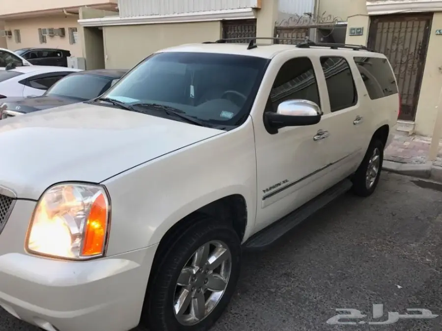 جي ام سي يوكون SLT كامل   2010  