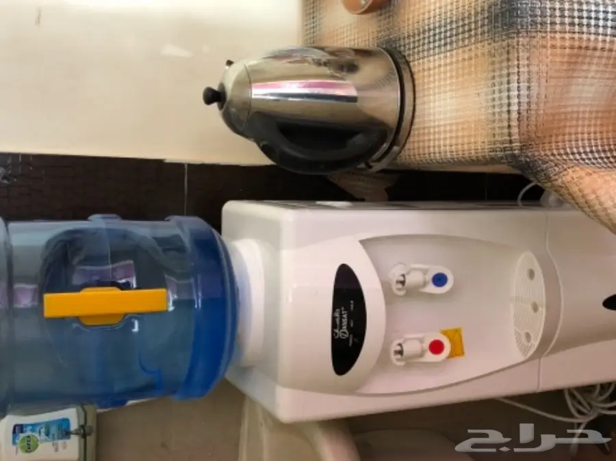 طاولة كنب شاشة برادة فاصل خشبي (image 5)