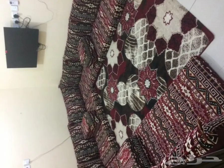 للبيع اثاث نظيف في حايل 