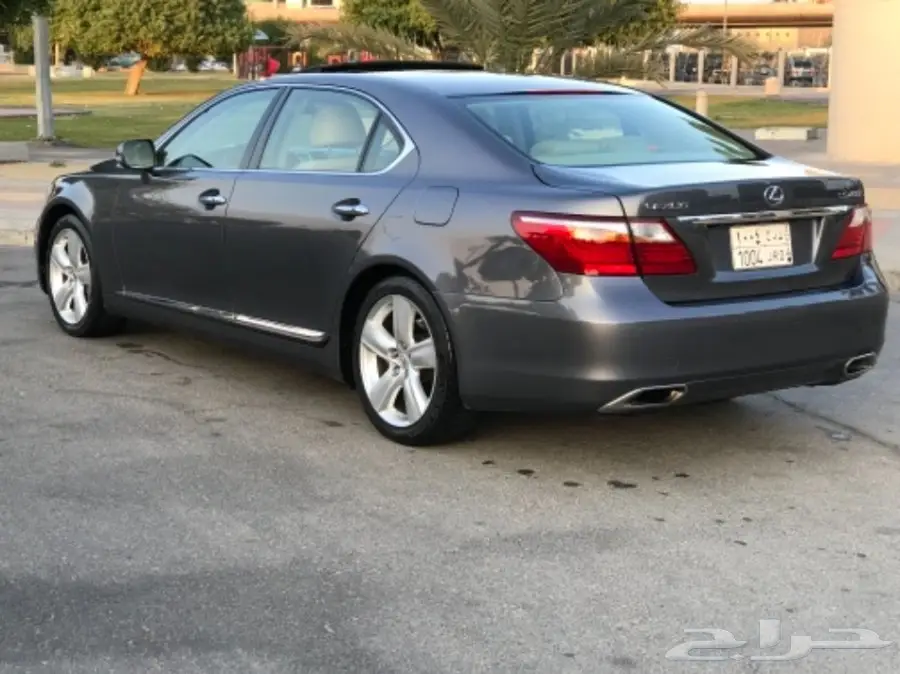 لكزس LS460L 2012 فل كامل  رادار وتبارك  (image 3)