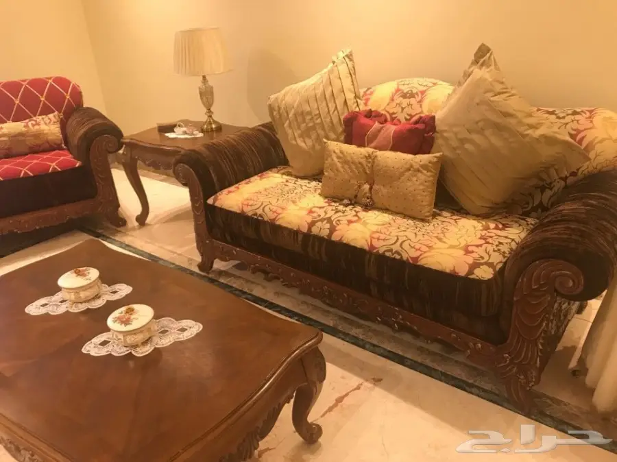أثاث صالون المطلق مستعمل وكأنه جديد (image 2)