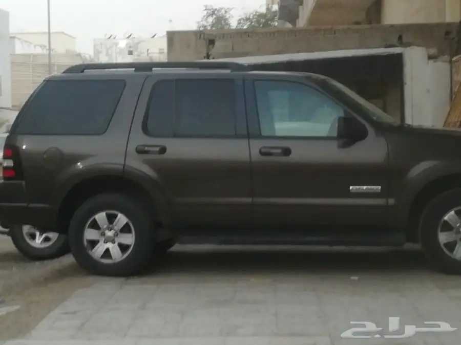 فورد إكسبلورر 2008 نظيف
