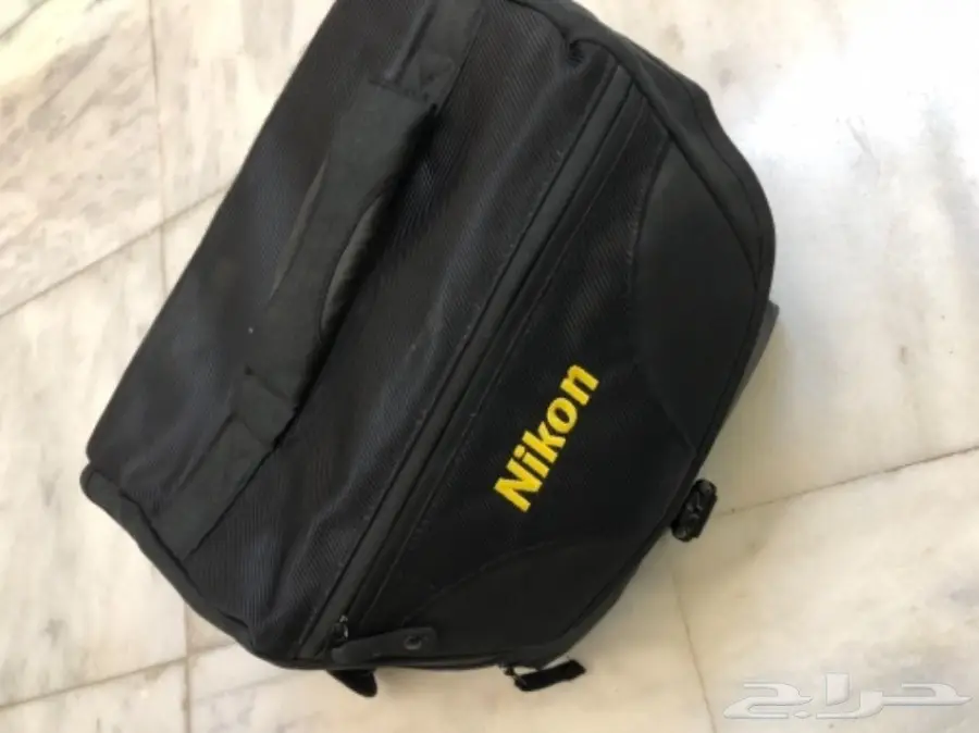 نيكون D7000 جديد للبيع بكامل اغراضه 