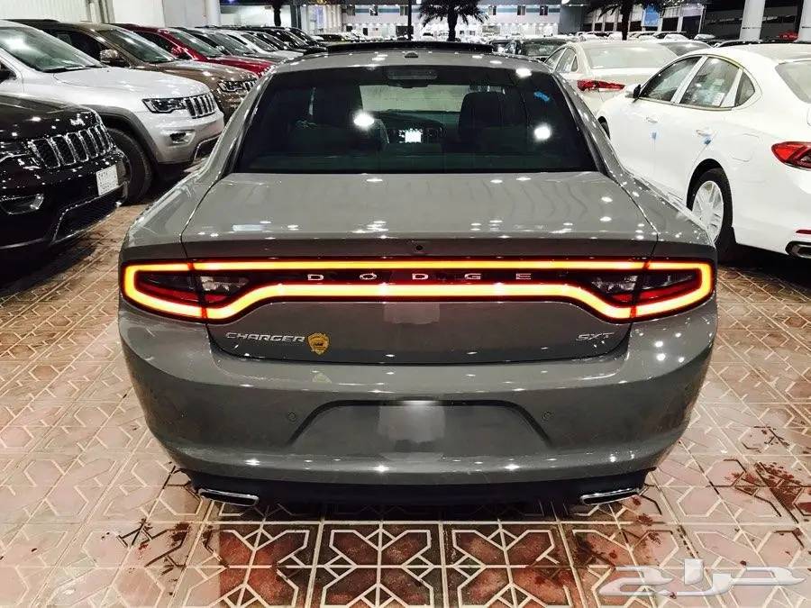 تشارجر - SXT 2 - فتحه شاشه - 2018 - سعودي (image 6)