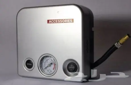 عرض كمبريسور نفخ كفرات مع شنطة معدات يابانيه (image 2)