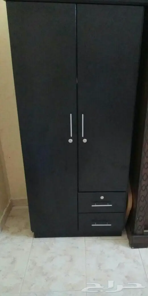 بعض الاثاث للبيع والبيع سمح (image 4)