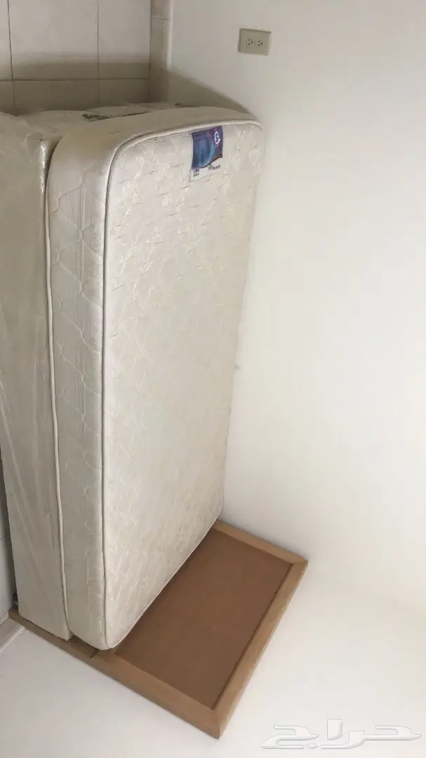 سرير مفرد (نفر)