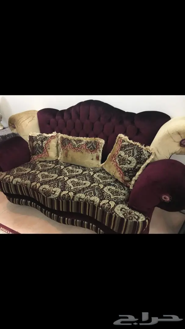 كنب ملكي فخم للبيع بحالة ممتازة (image 3)