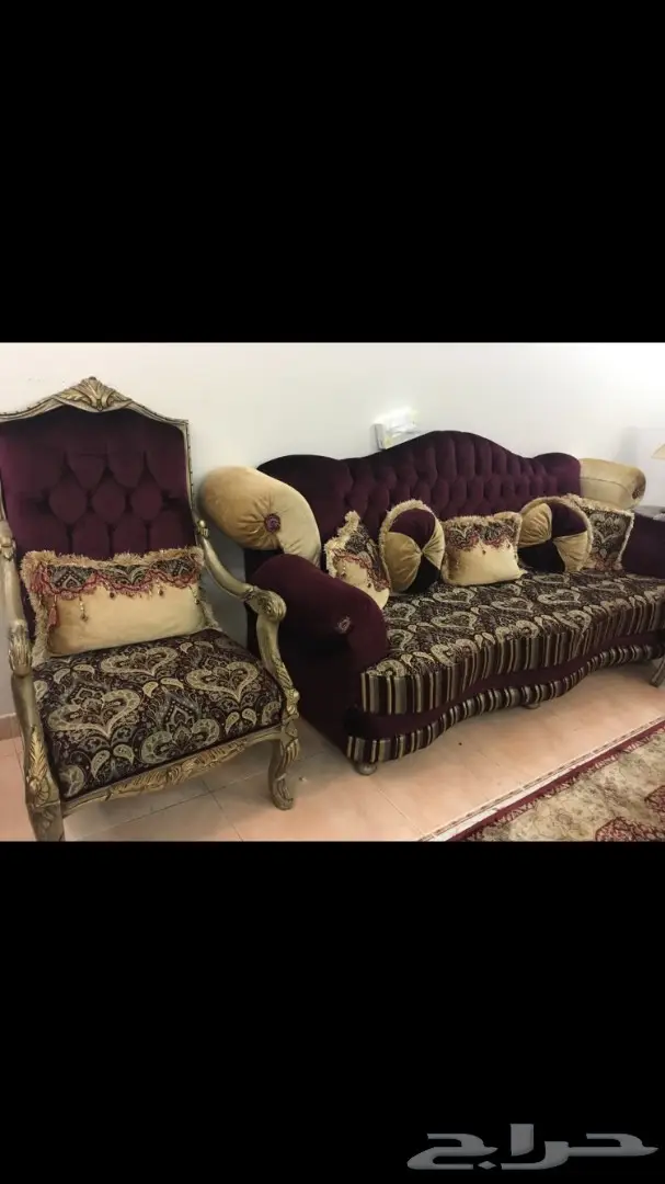 كنب ملكي فخم للبيع بحالة ممتازة (image 4)