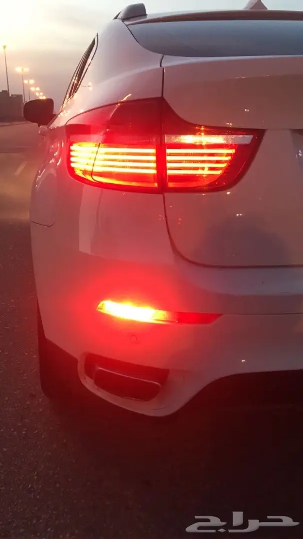 للبيع جيب 8 سلندر  BMW  X6 توين تيربو    (image 2)