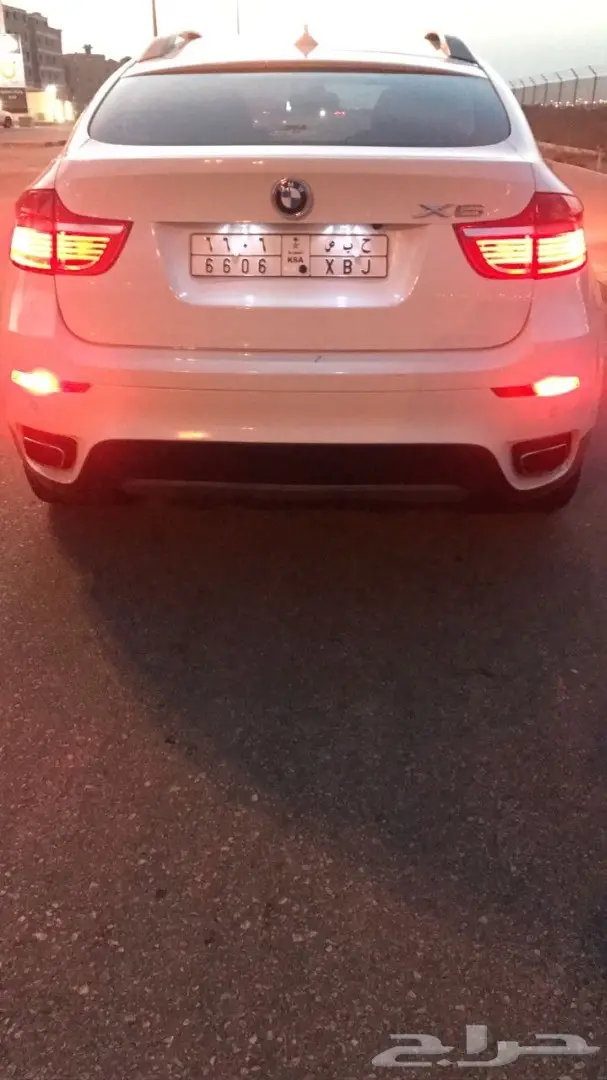 للبيع جيب 8 سلندر BMW X6 توين تيربو (image 6)