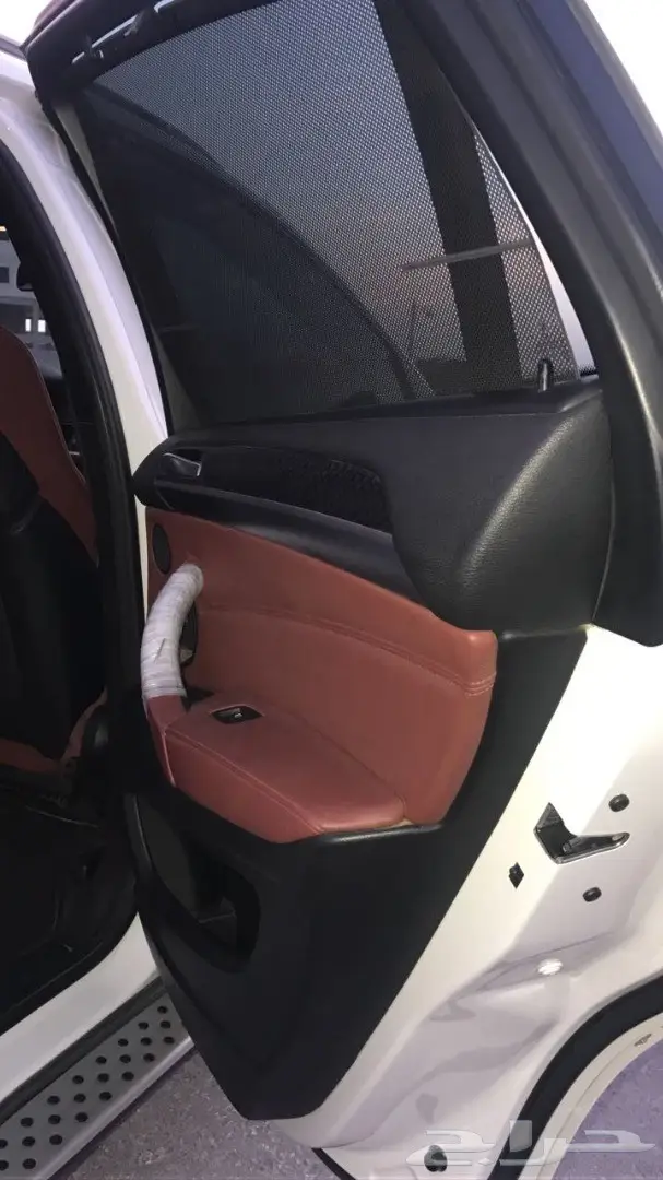 للبيع جيب 8 سلندر BMW X6 توين تيربو (image 12)