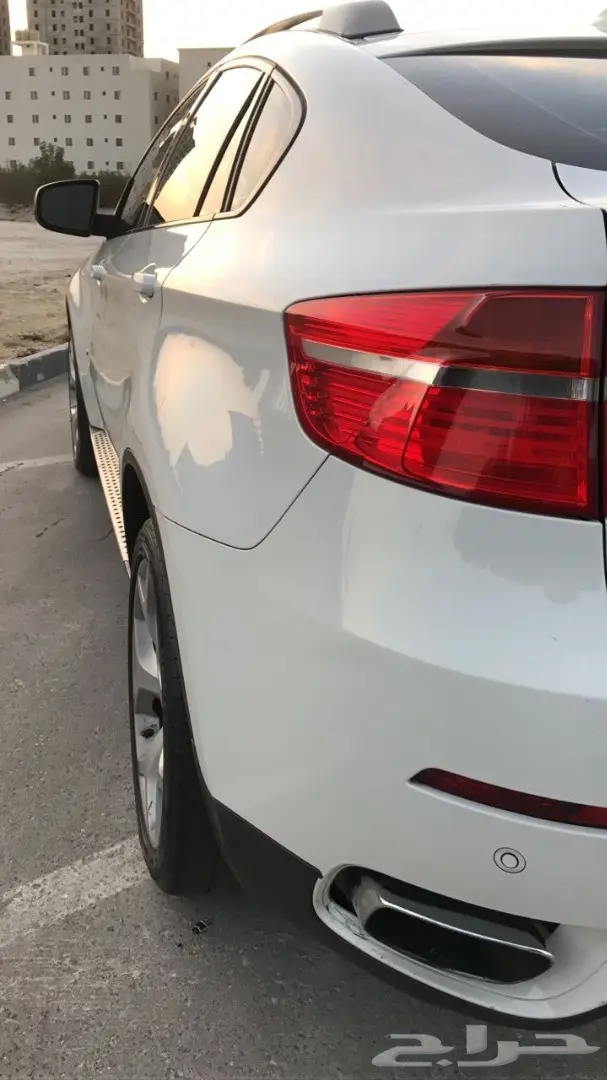للبيع جيب 8 سلندر BMW X6 توين تيربو (image 22)
