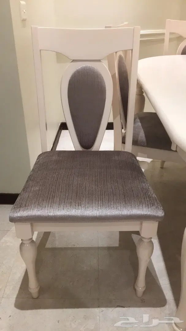 طاولة طعام  (image 1)