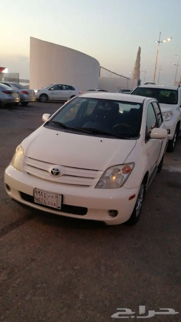 تويوتا XA هاتش باك - فرصة ذهبية! (image 1)