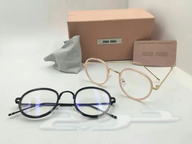 نظارات طبيه و شمسيه درجه اولى بأقل الأسعار  (image 86)