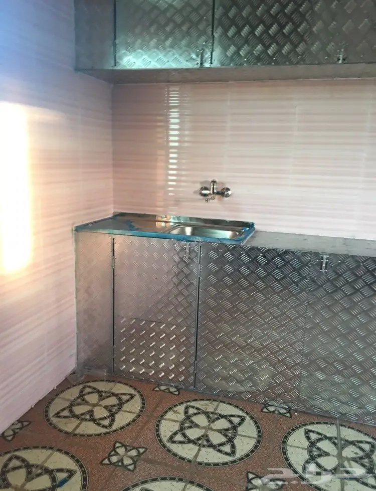 للبيع غرفه شرايح جديده الطول 13 متر (image 7)