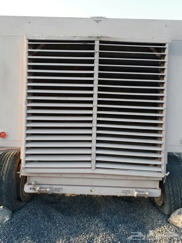 مولد كهرباء نوعه كومنز 1200 كيلو للبيع شغالل  (image 5)