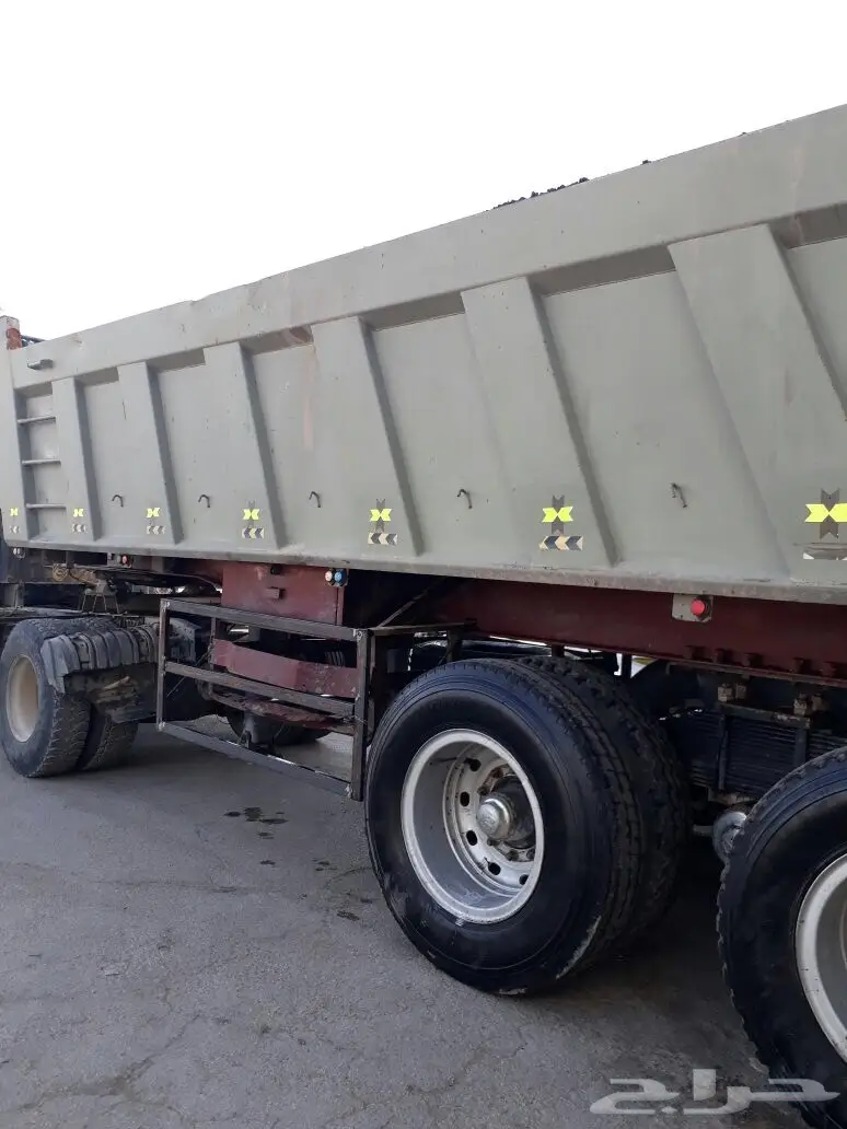 صندوق تريله مستعمل - فرصة لا تُفوّت!