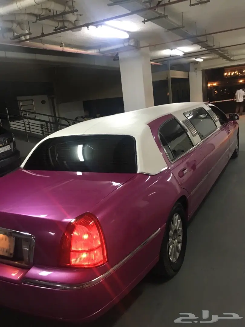 للبيع لنكولن ستريتش ليموزين جديد وكالة  (image 17)