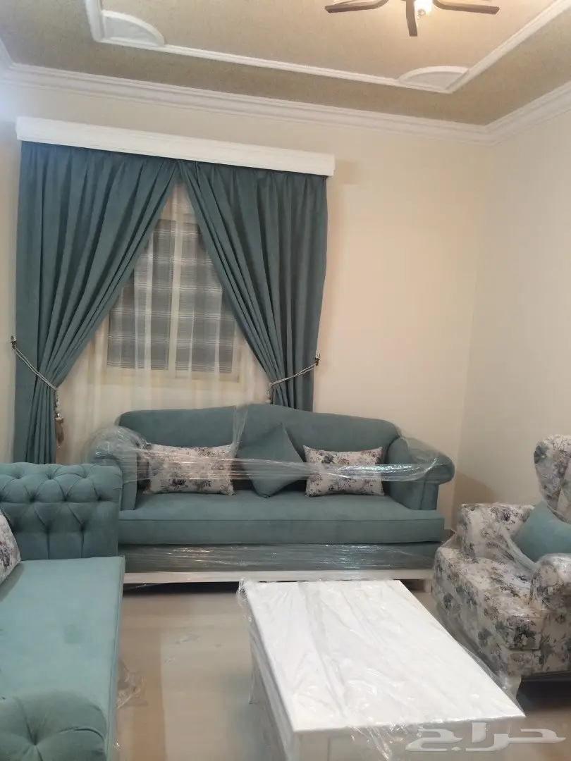 كنب مستعمل للبيع 