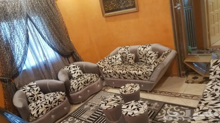 كنب 8 قطع للبيع (image 4)