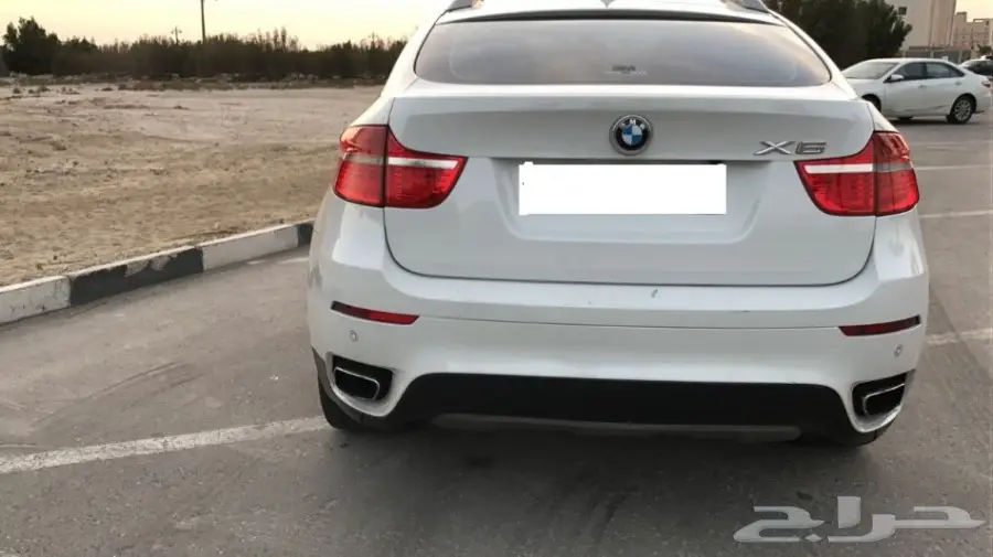 للبيع جيب 8 سلندر BMW X6 توين تيربو (image 15)